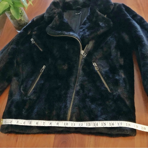 NWOT The Kooples Luxury Black Faux Fur Moto Bike Jacket Outerwear. Large. - Picture 11 of 16